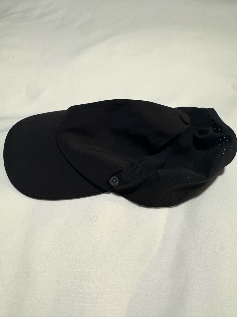 lululemon athletica Black Performance Visor Cap